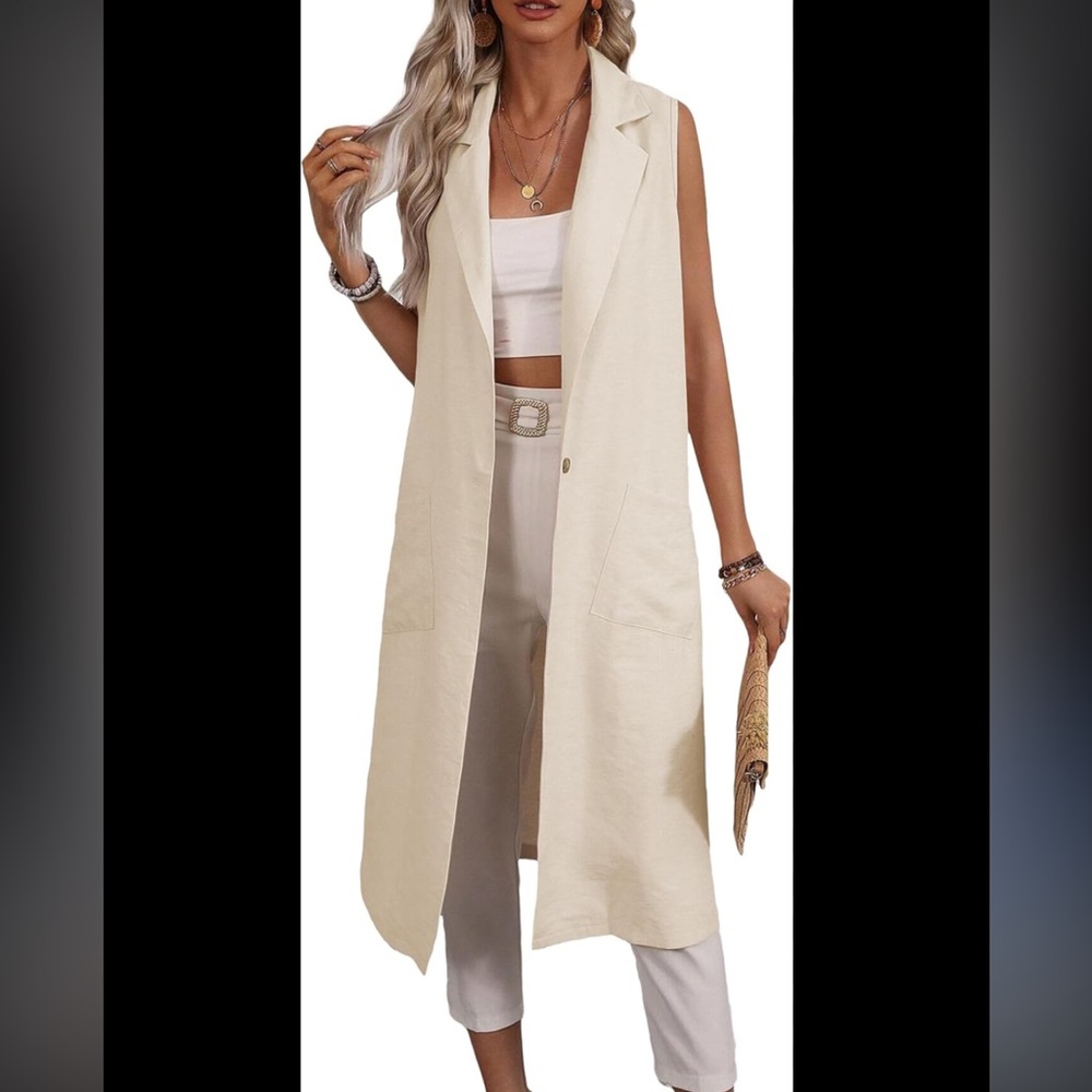 Solitaire Cream Sleeveless Long Coat